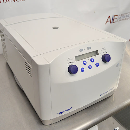 Eppendorf 5702R centrifuge