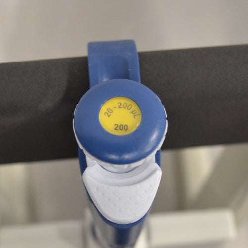 VWR 200 12-Channel Pipette