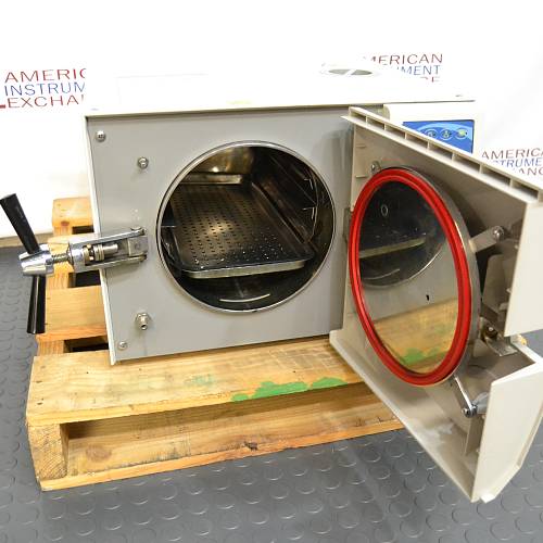 Tuttnauer 2340E Benchtop Autoclave