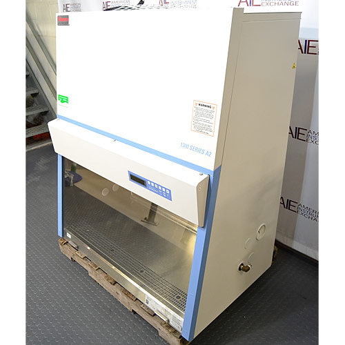 Thermo Scientific 1335 biosafety cabinet