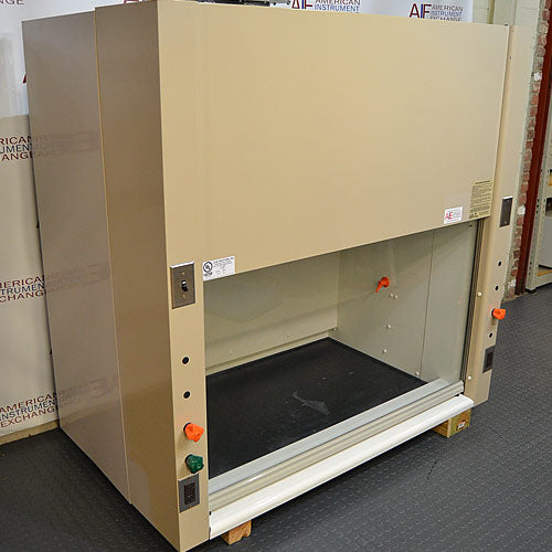 5' Labcrafters fume hood