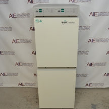 Nuaire NU-8700 incubator