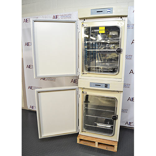 Forma 3110 incubator, CO2