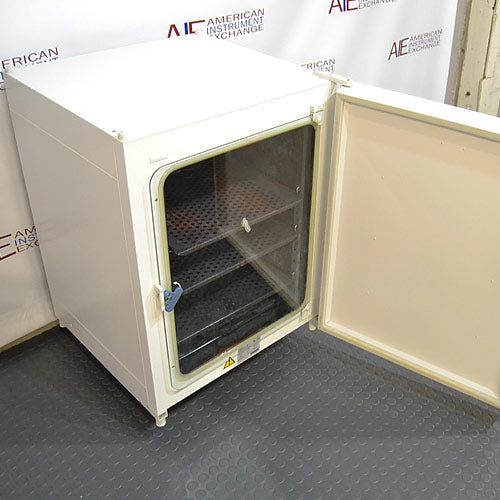 Thermo Scientific HERAcell 150i Copper-Lined CO2 Incubator