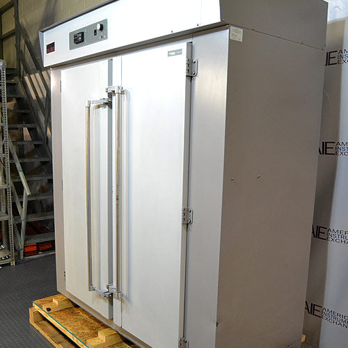 VWR model 1690 oven