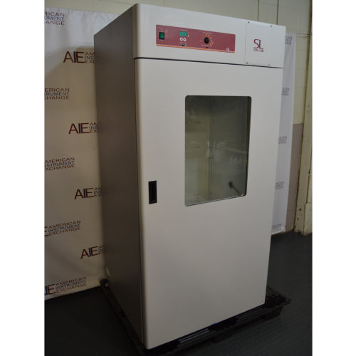 Shel Labs RI28 incubator