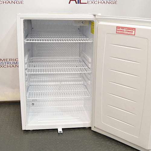 VWR Undercounter Refrigerator